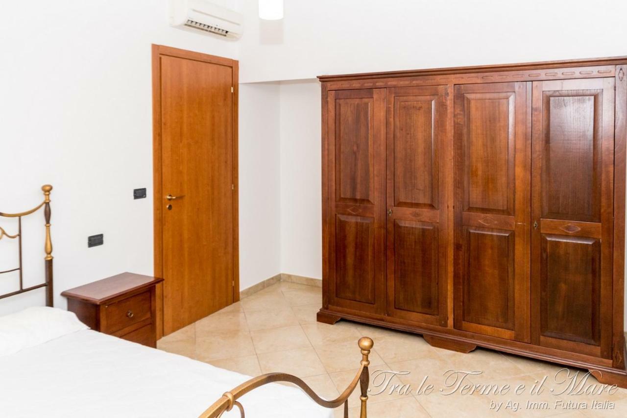 Tra Le Terme E Il Mare Appartement Terme Vigliatore Buitenkant foto